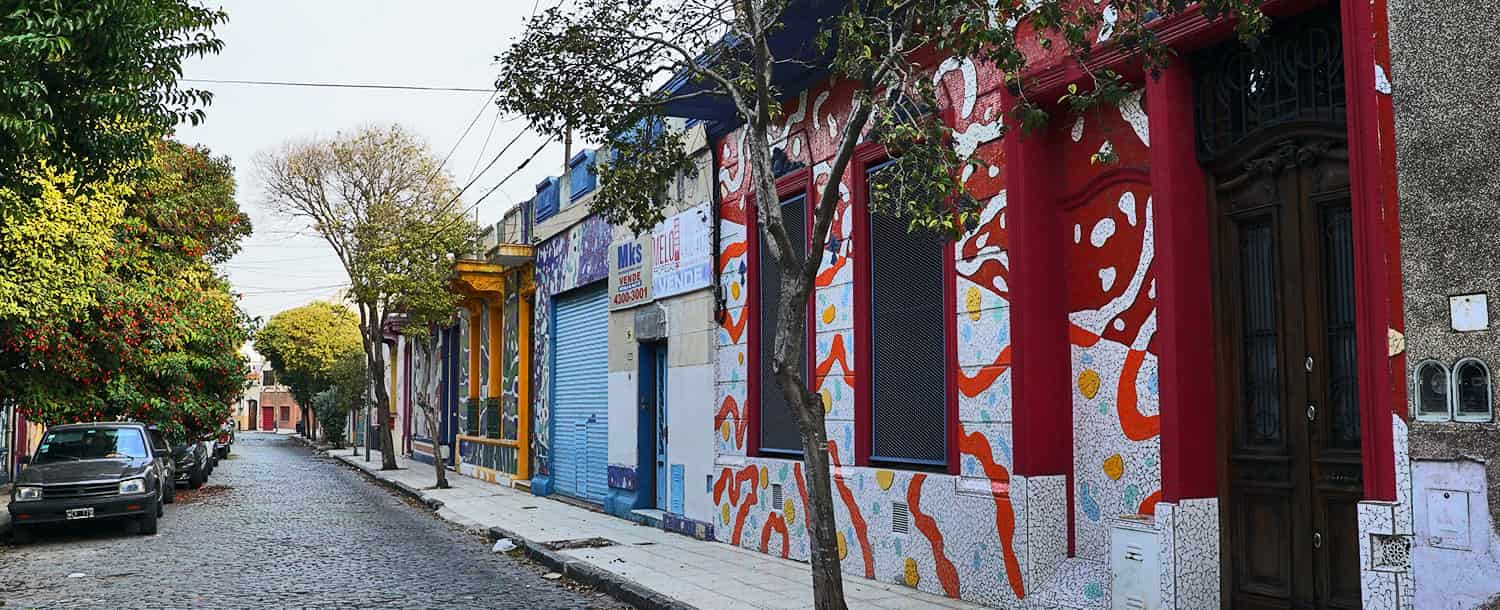 Pasaje Lanín: La Galería de Arte Urbano a Cielo Abierto de Barracas